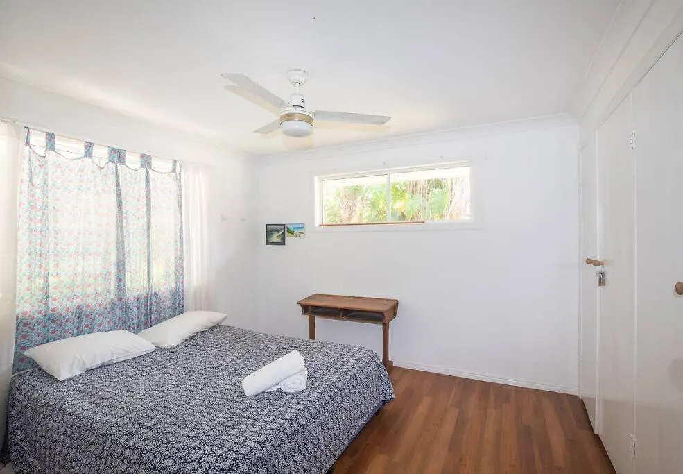 Feriehus Palm Beach House - Sleeps 10 - Spacious Point Lookout